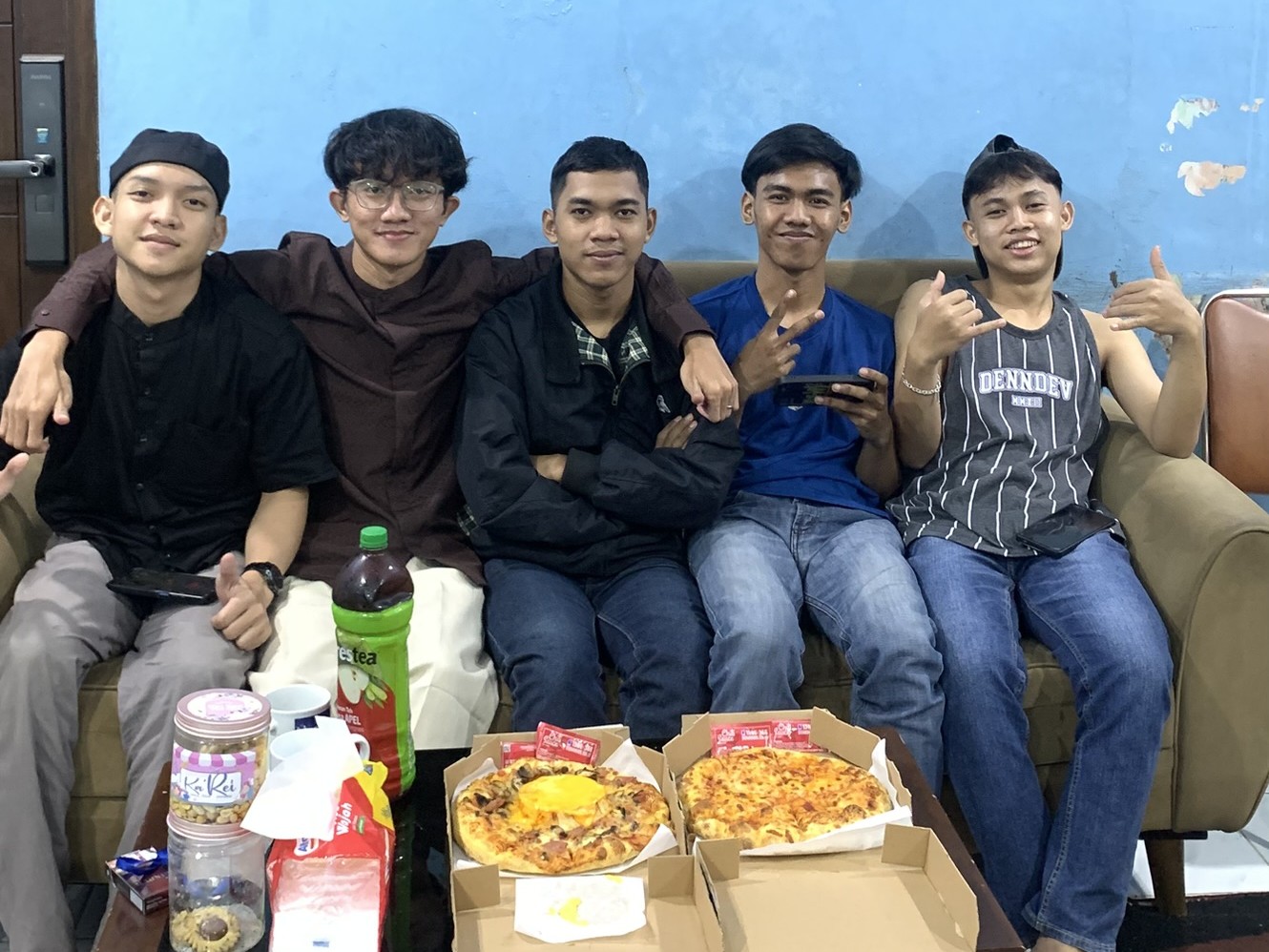 Pererat Silaturahmi Idul Fitri 2025, PT. FNI Teknologi Digital Sambut Kunjungan Alumni PKL SMKN 5 Tangerang